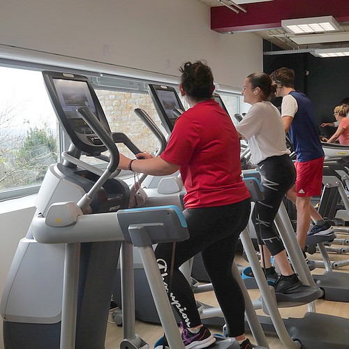 Lire la suite à propos de l’article Mouv à Domf