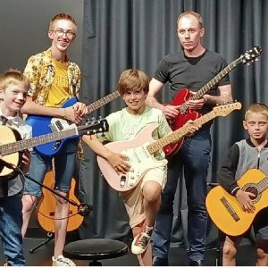 Lire la suite à propos de l’article Les professeurs de l’école de musique